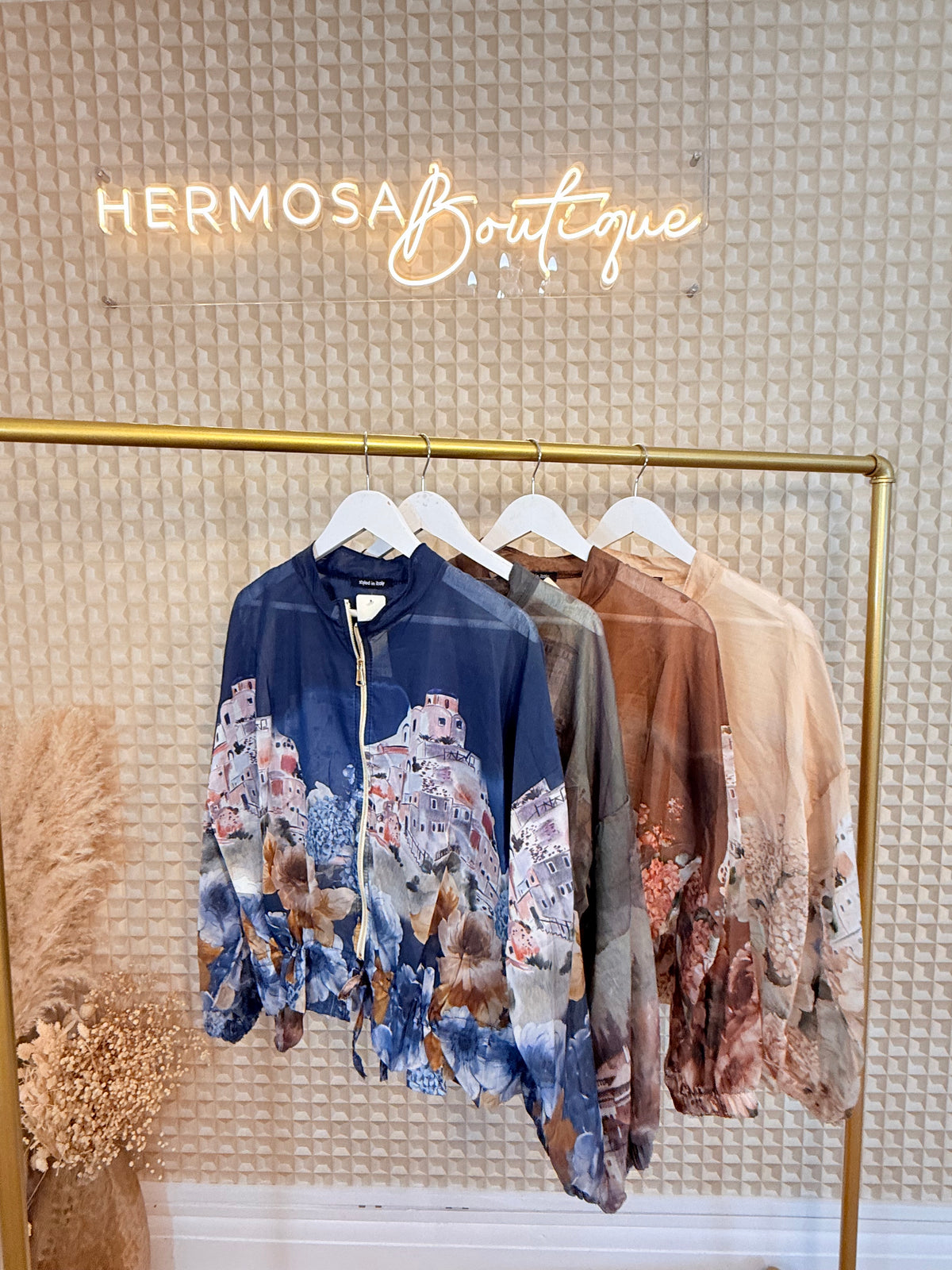 Scenic Light Weight Jacket