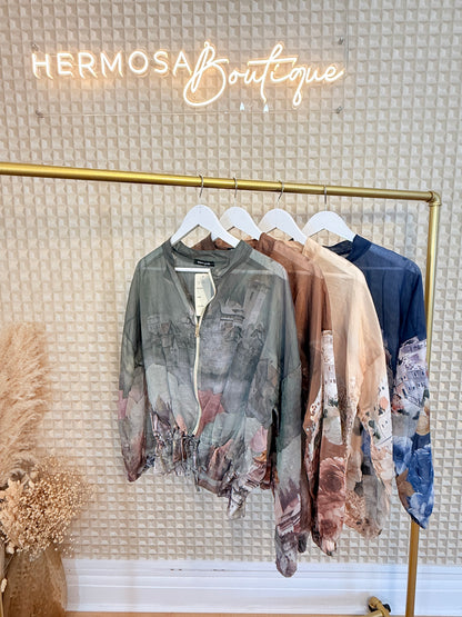 Scenic Light Weight Jacket