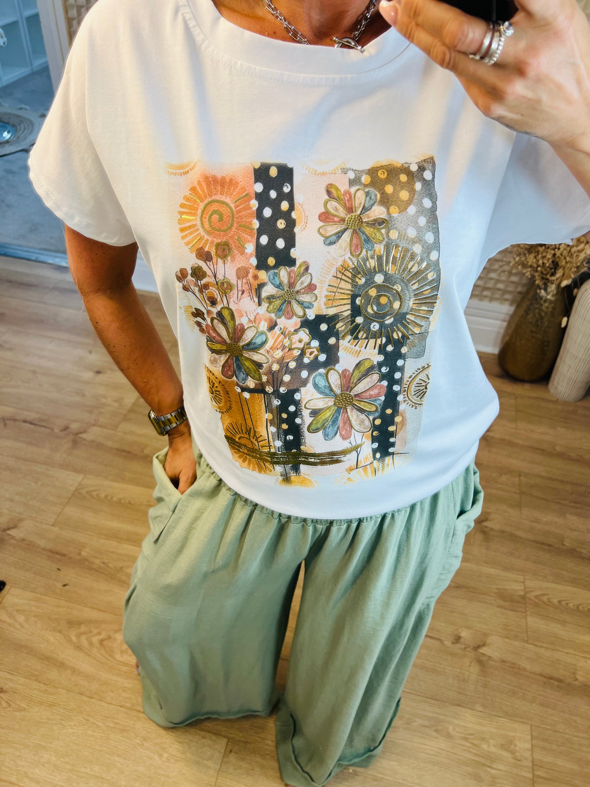 Pot pouri tee