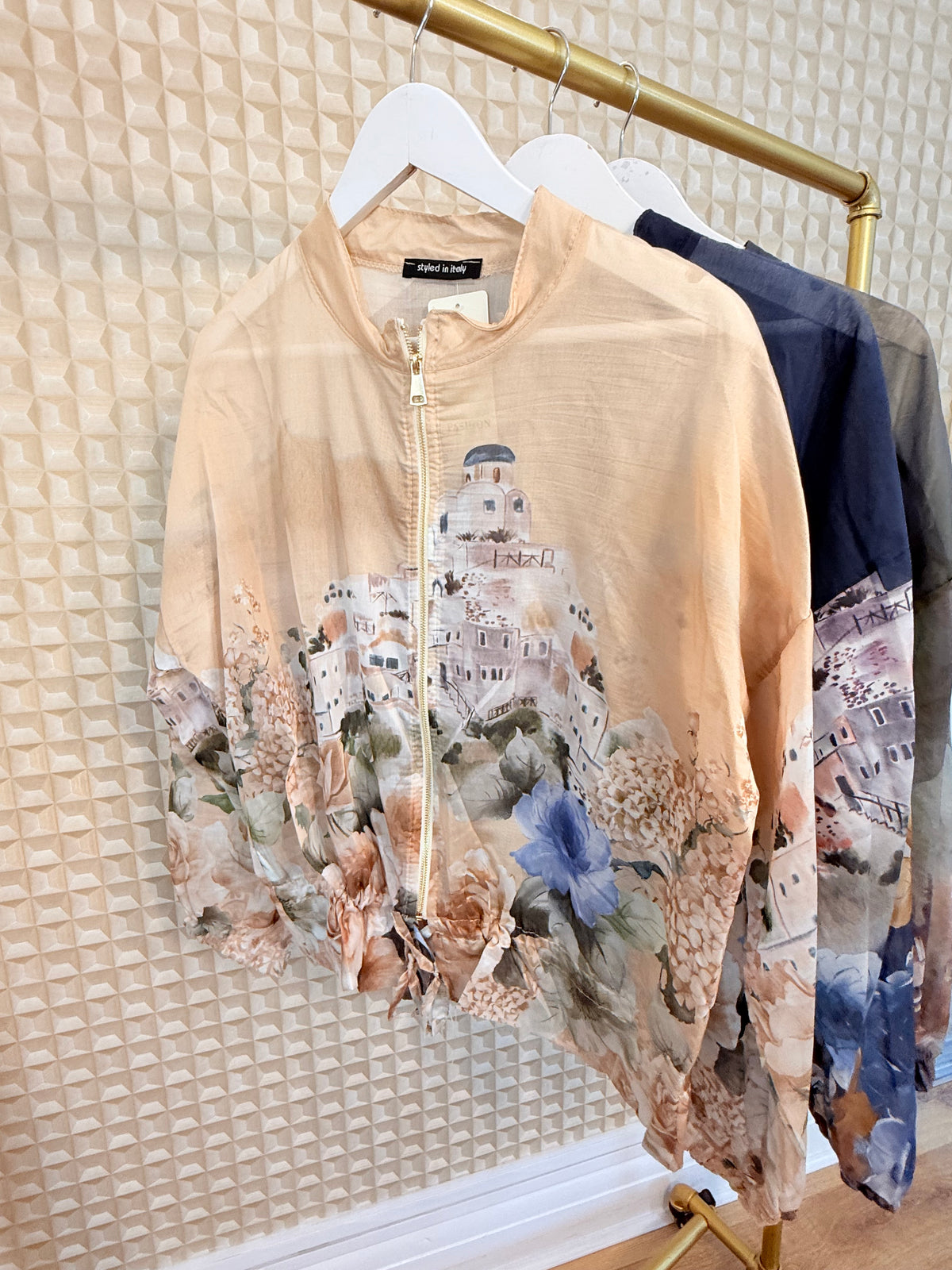 Scenic Light Weight Jacket