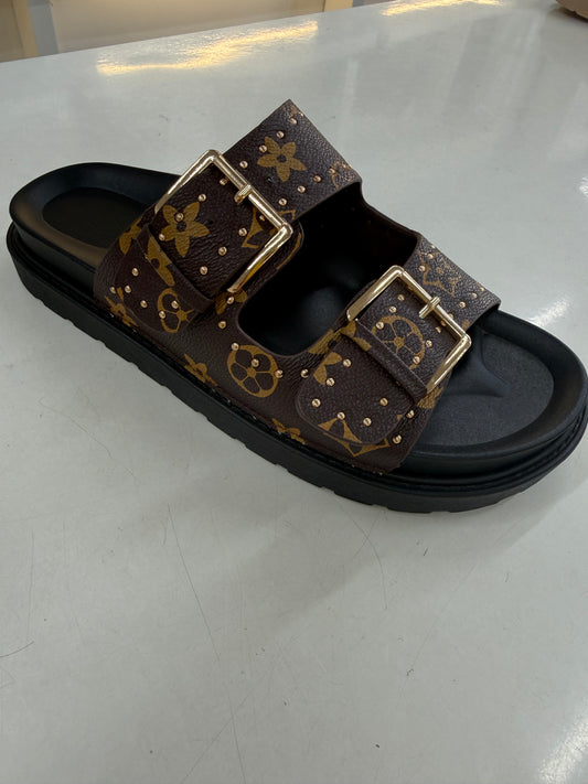 Louis Stud Slider