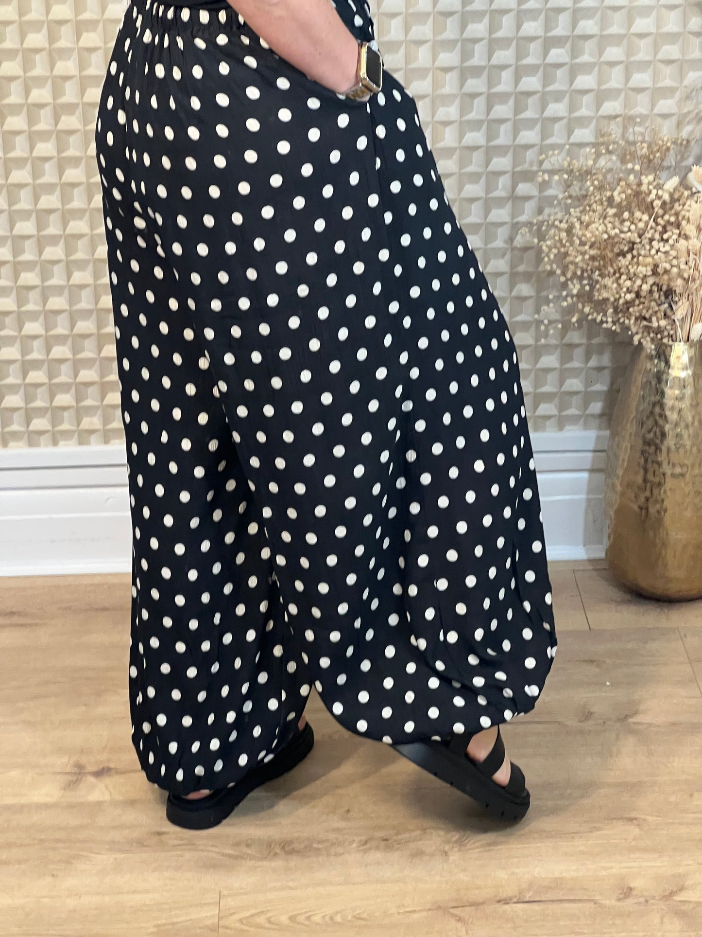 S/M Polka Cuffed Ankle pants