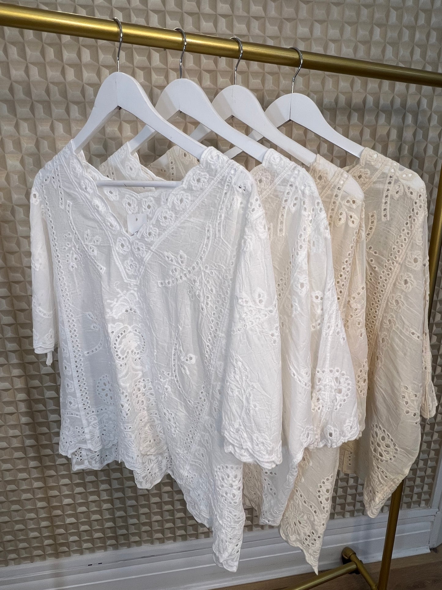 Brodie Anglaise Top