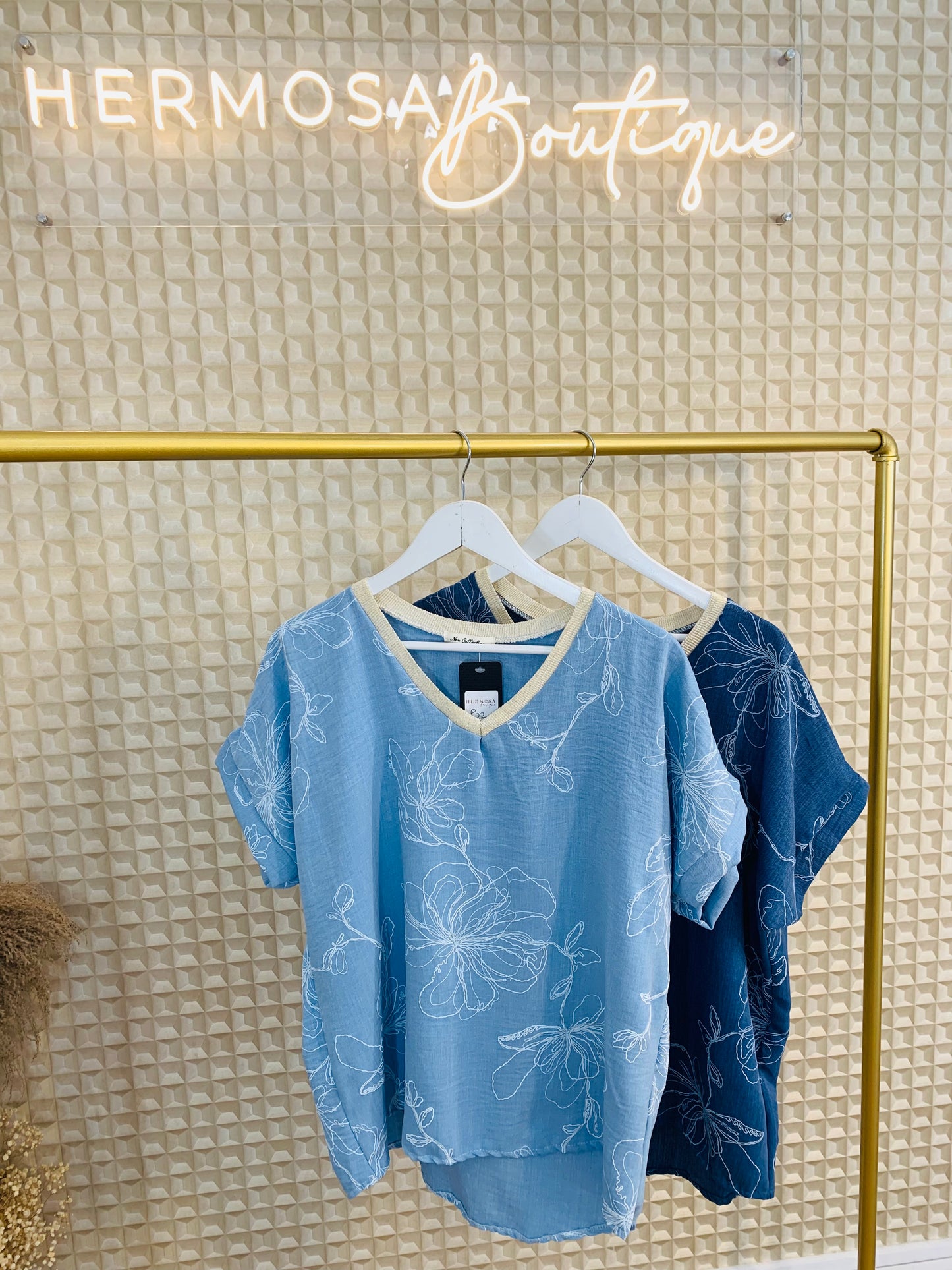 Kurt V Neck Top