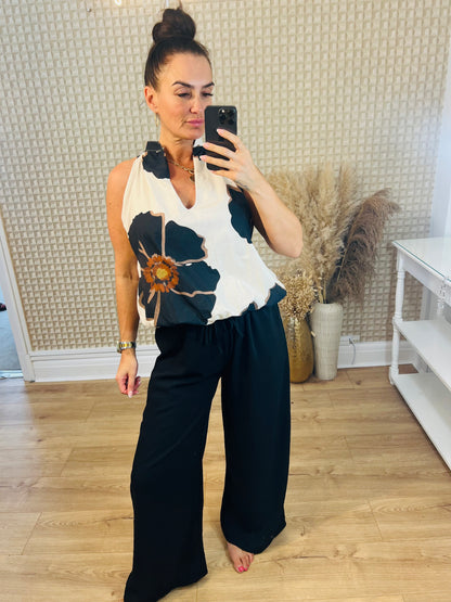 Flower Puff Hem Blouse