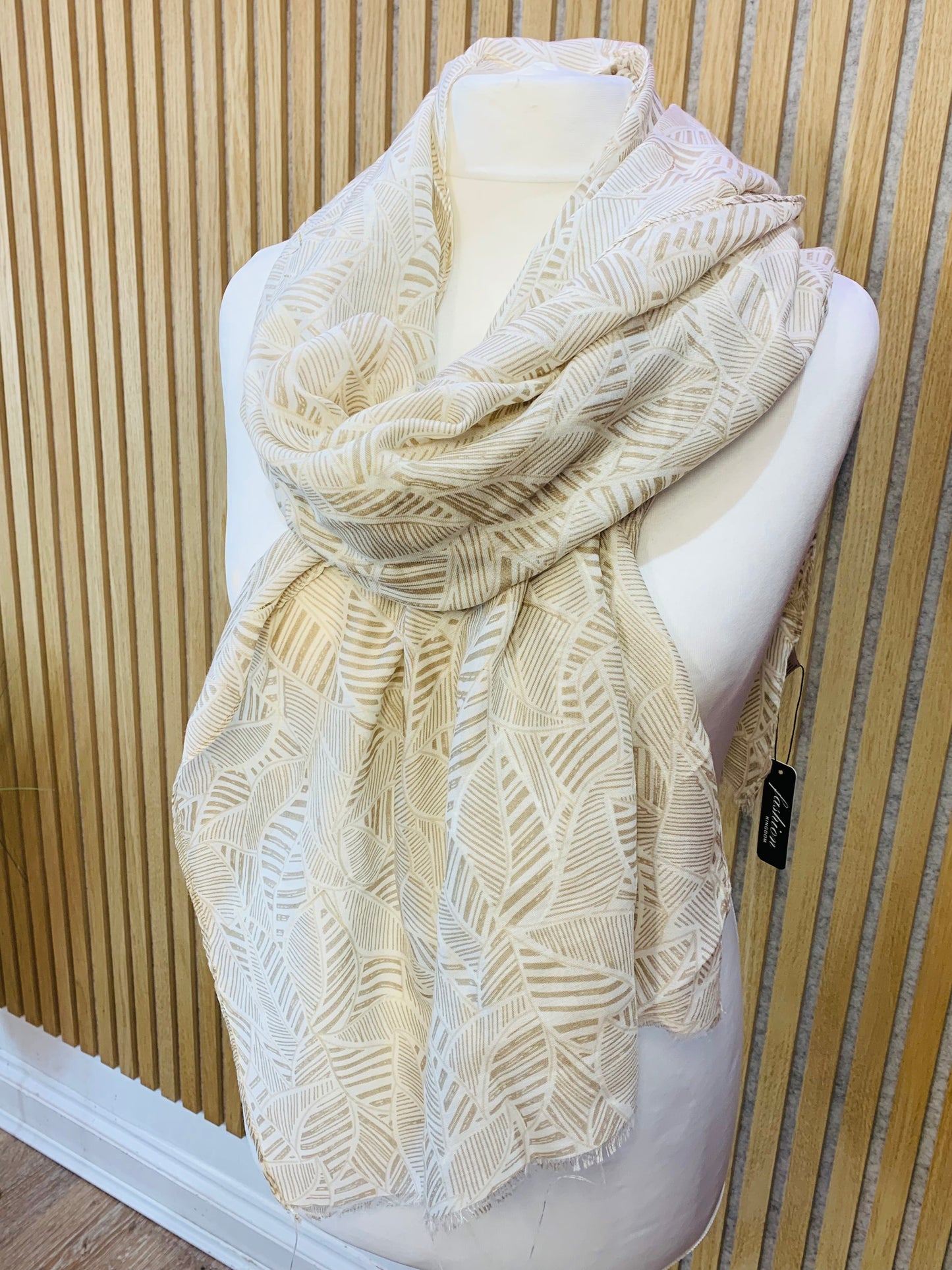 Leaf Scarf