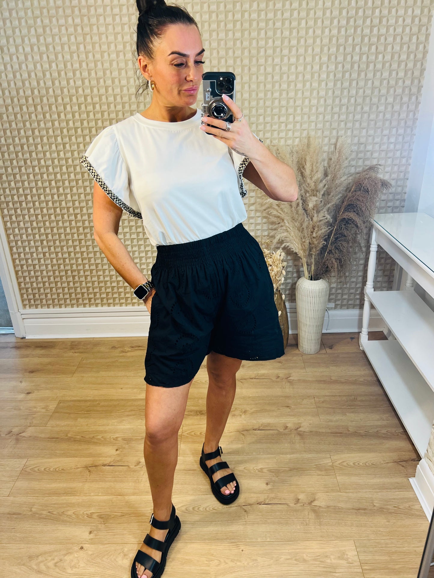 Broderie Anglaise Shorts