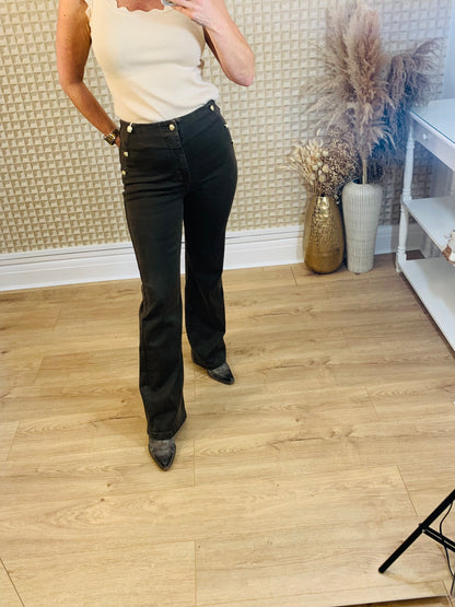 Folyrose Brown Button Jeans