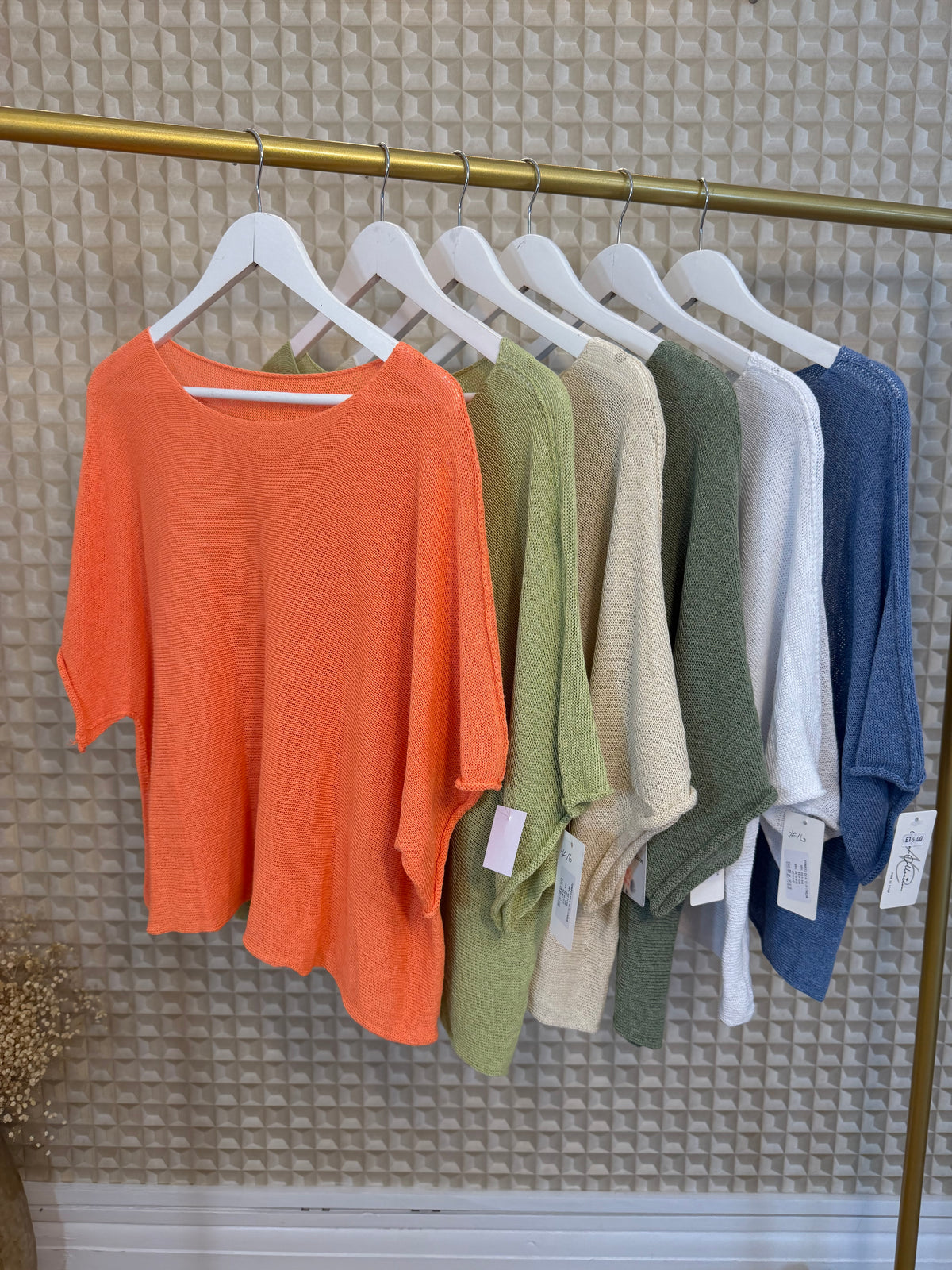 Fine knit top