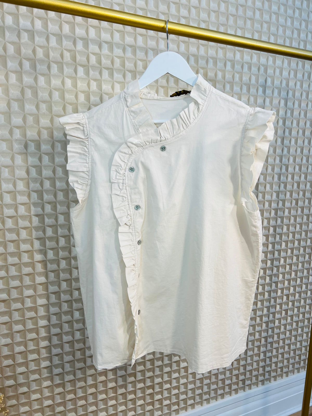 Studio Button Frill