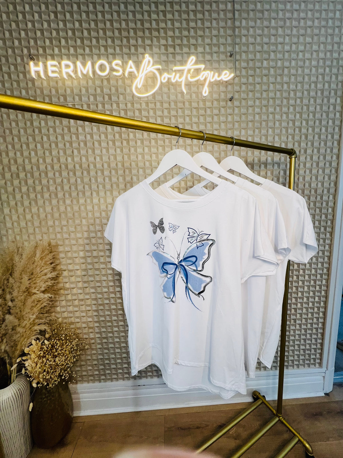 Butterfly tee