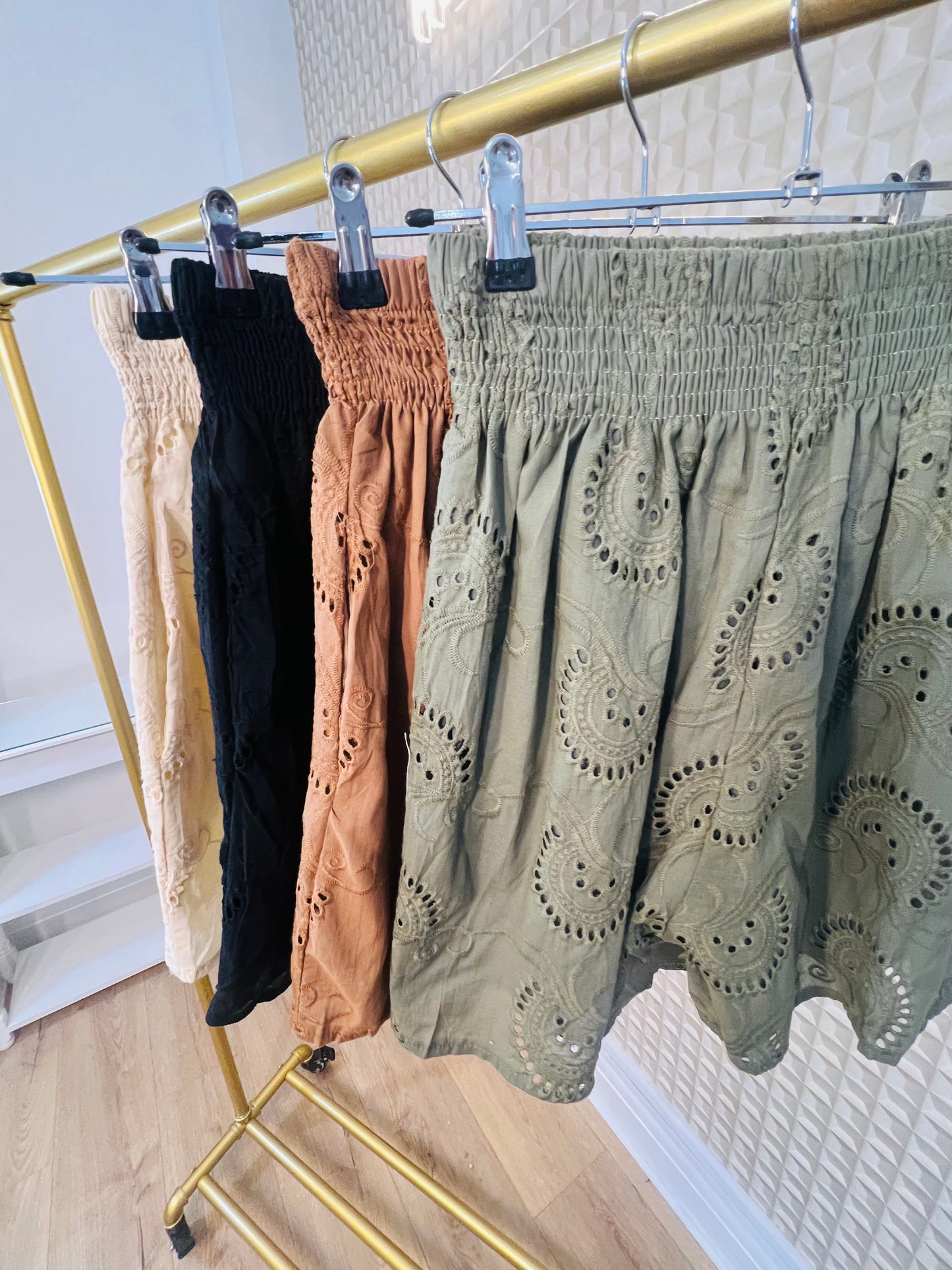 Broderie Anglaise Shorts
