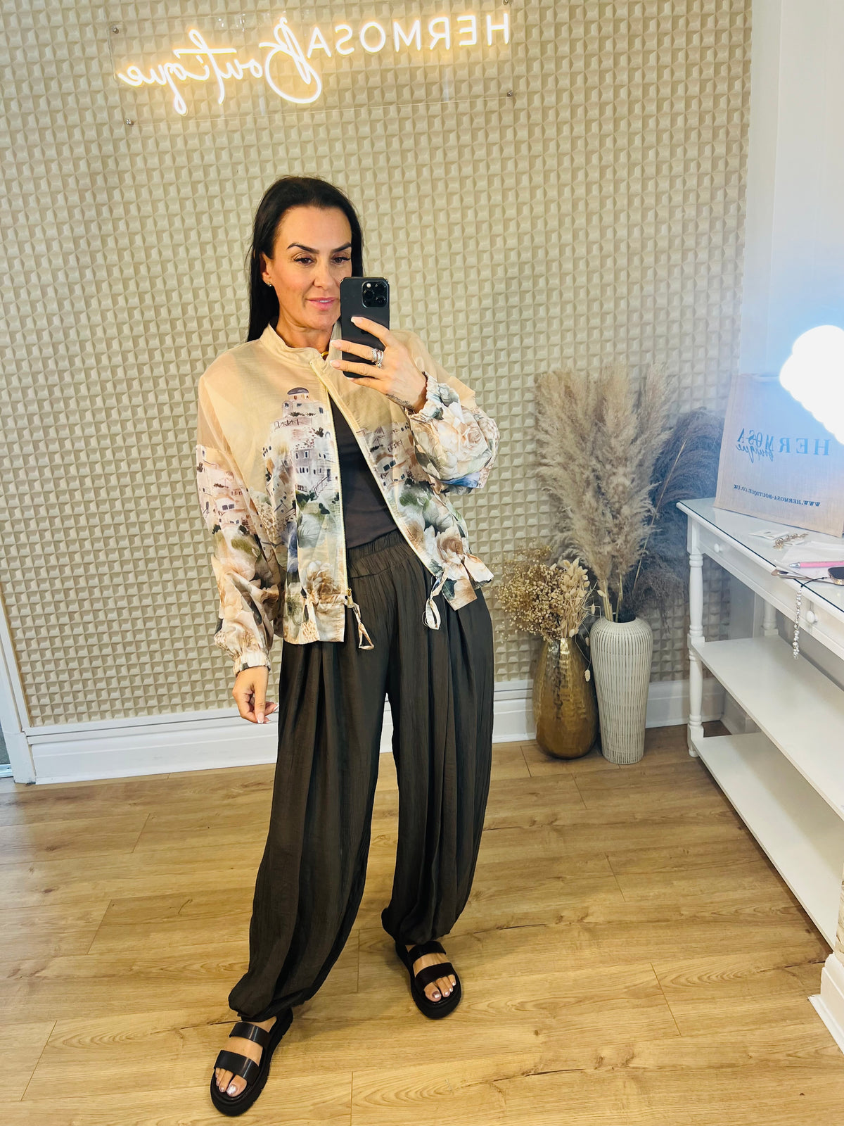 Scenic Light Weight Jacket