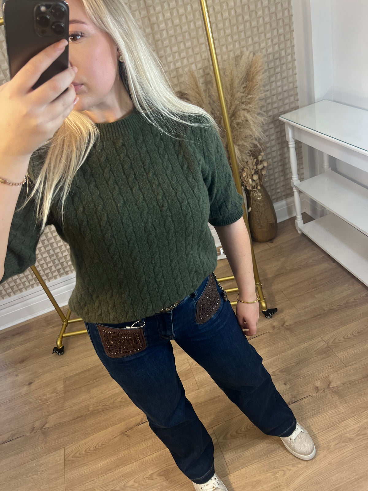 Cable knit