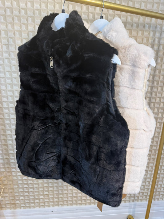 Fur Gilet curve size
